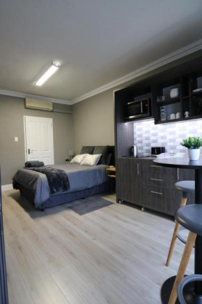 Charming Modern Bedsitter